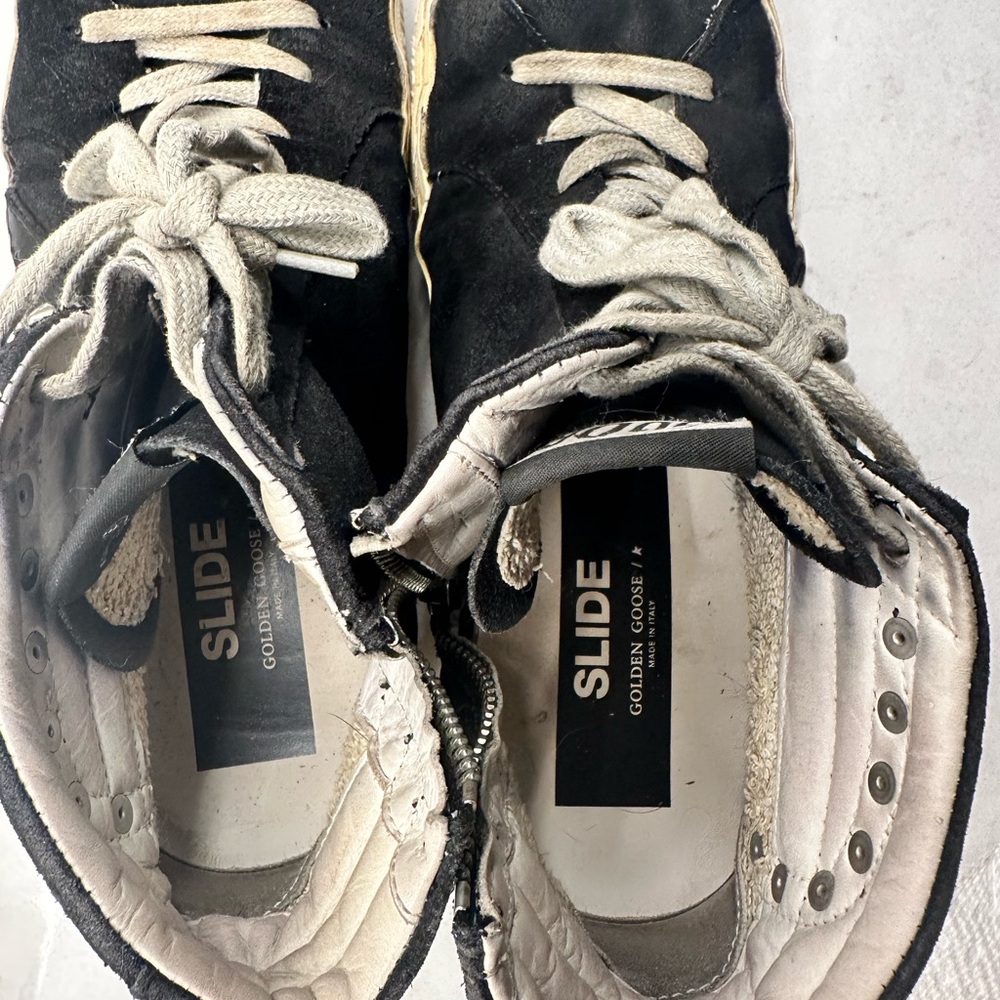 Golden Goose Black and White Sneakers - Picture 5 of 5